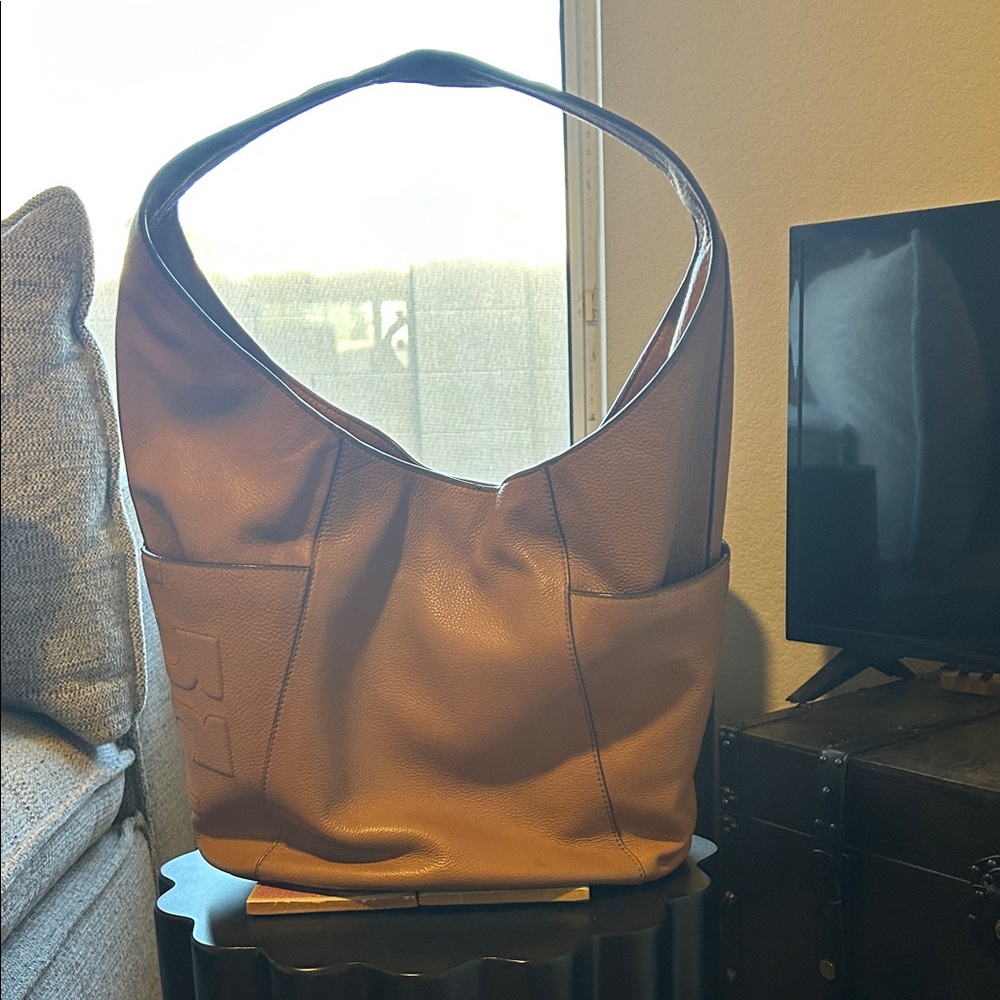 Tory Burch Shoulder Tote Bucket - Picture 2 of 6